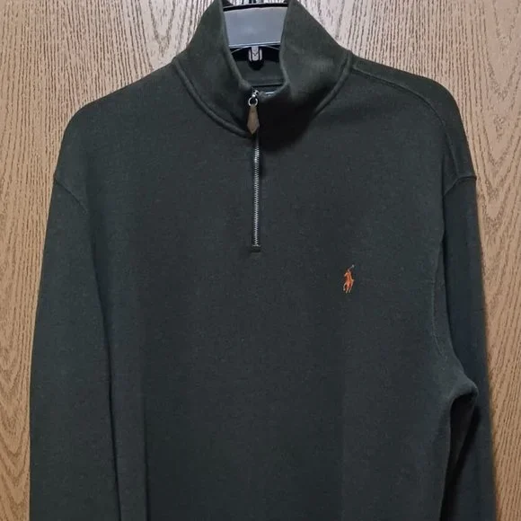 Polo (Ralph Lauren) Fleece-(Green)-(Size L)-(Pre-owned)-(Dry Cleaned)-$30.00 - Picture 2 of 4